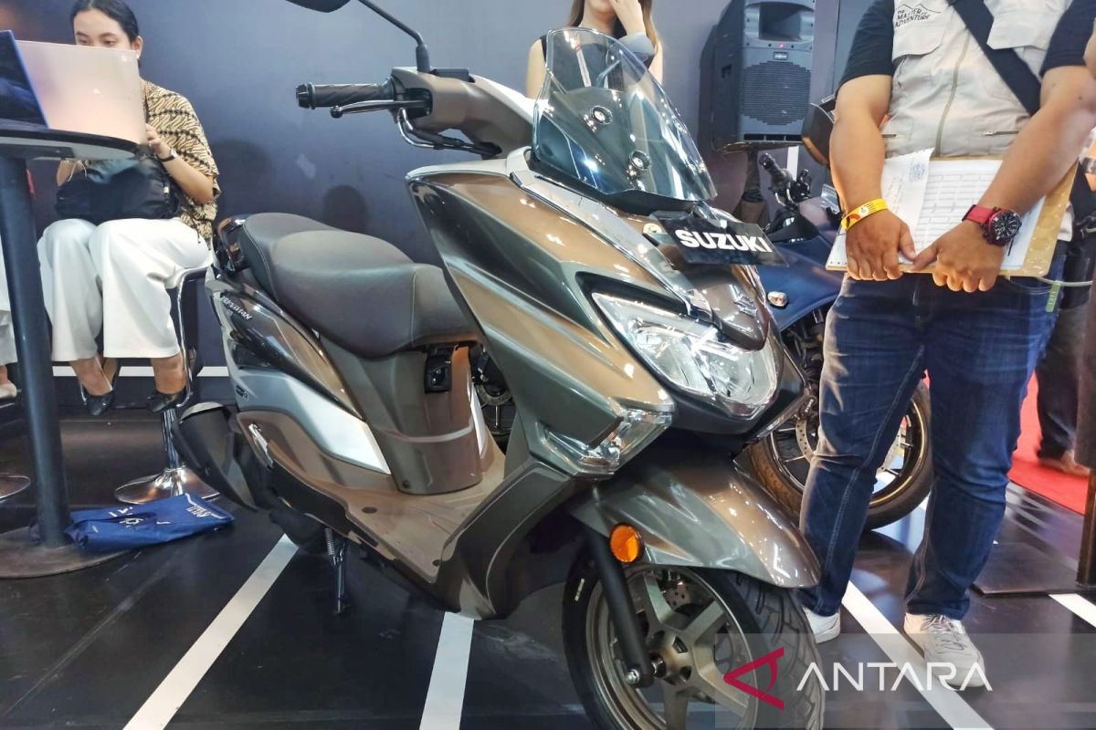 Suzuki bawa  Burgman Street 125EX di tempat IMOS+ 2023